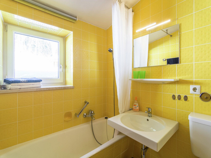 Bathroom 4, Apartment in Riezlern near Ski Slope, Bregenz