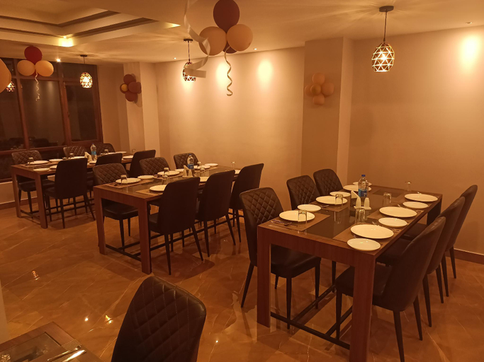 Food & Drinks 5, Golden Peaks Hotel & Restaurant, Darjiling