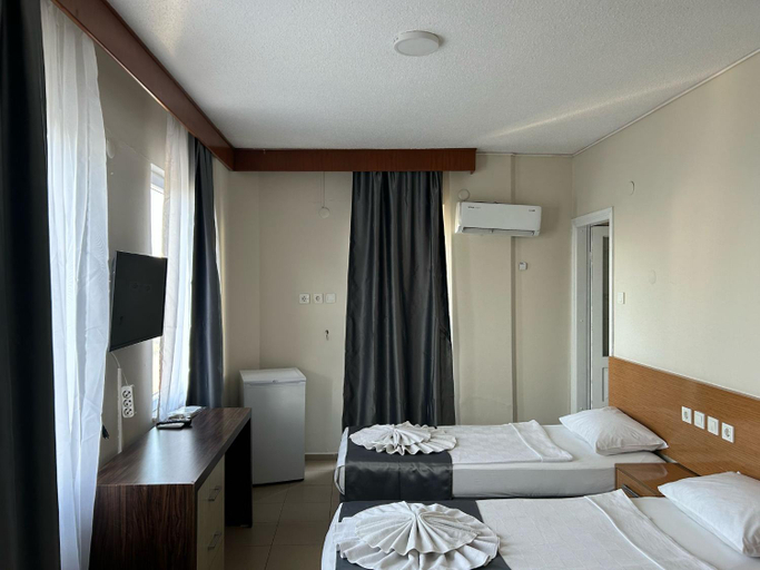 Bedroom 2, Rosella Hotel, Alanya