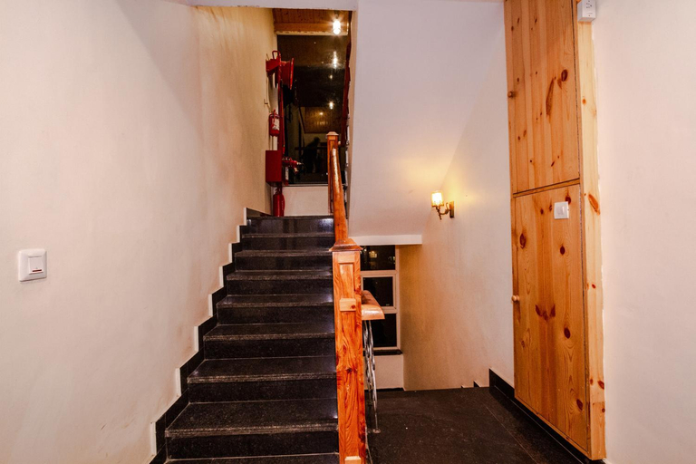 Public Area 2, Tripli Hotels Stone House Cottage , Kullu