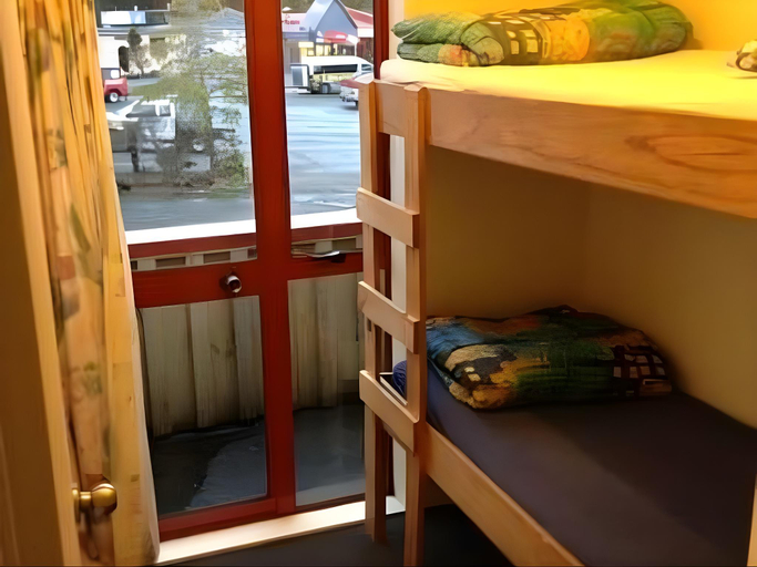 Bedroom 2, Alpine Backpacker, Ruapehu