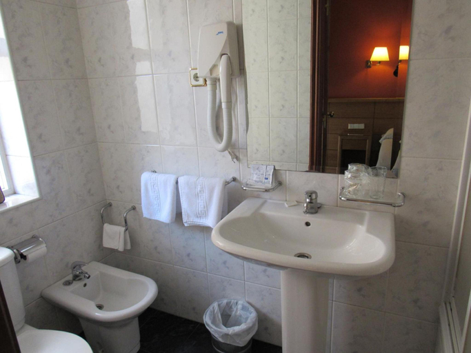 Bathroom 4, VIRGEN DEL CAMINO, Pontevedra