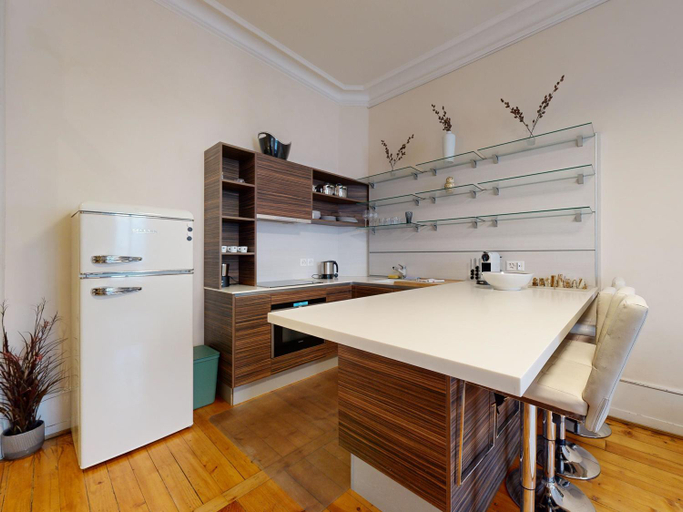 Others 5, Magnificent two bedroom apartment in a luxury building, Genève