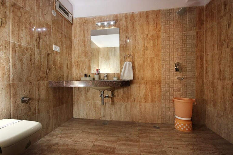 Bathroom, Hotel Kanji Palace, Jaipur