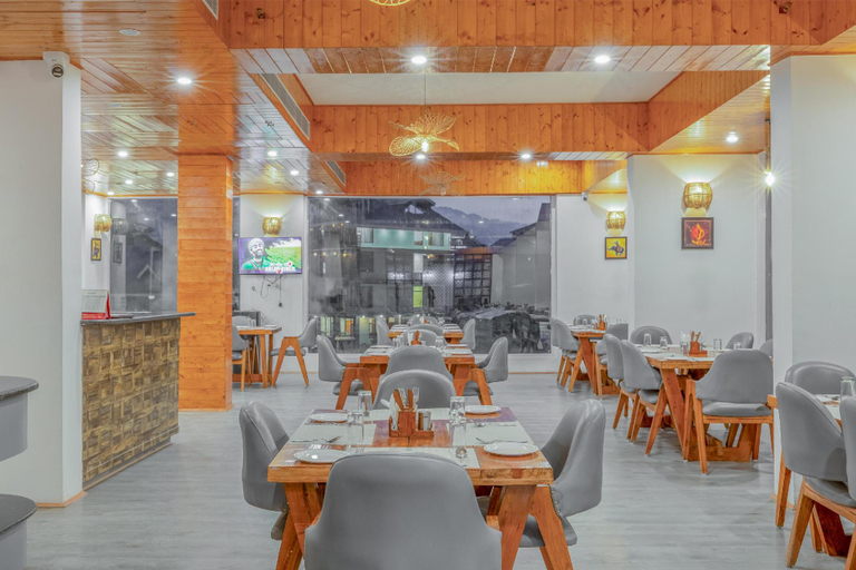 Food & Drinks 3, Hotel Hyacinth, Manali, Kullu