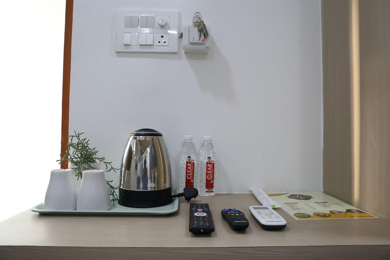 Bedroom 4, INNZOY HOTELS , Hyderabad