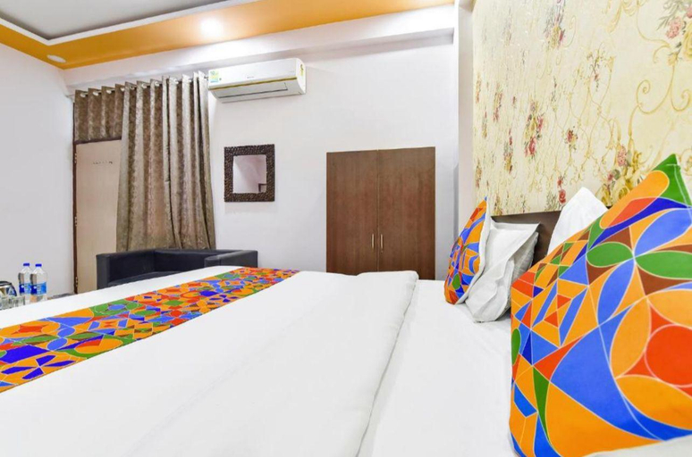 Bedroom 1, Hotel Sarvika, Jaipur