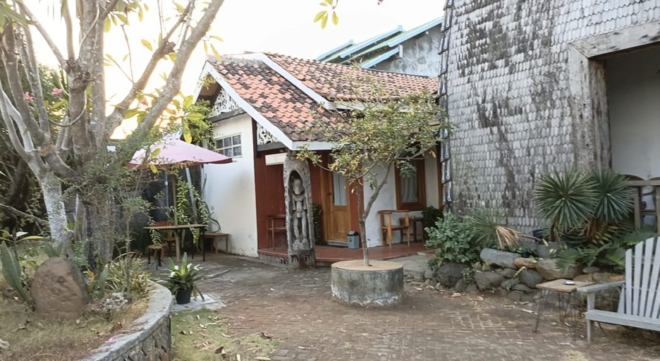 Exterior 2, Chody House, Jepara