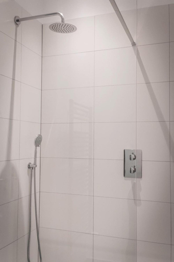 Bathroom, Het Weeshuis, Bolsward