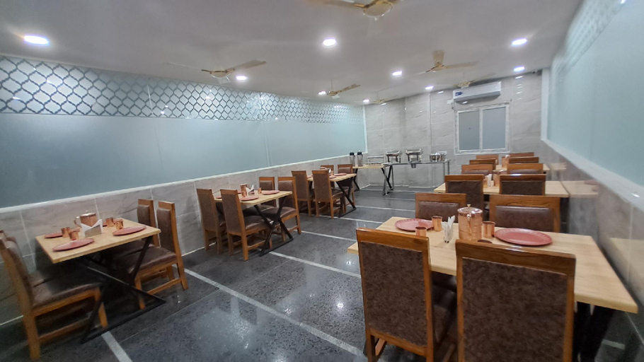 Food & Drinks 4, The Balcony Hotels, Hyderabad