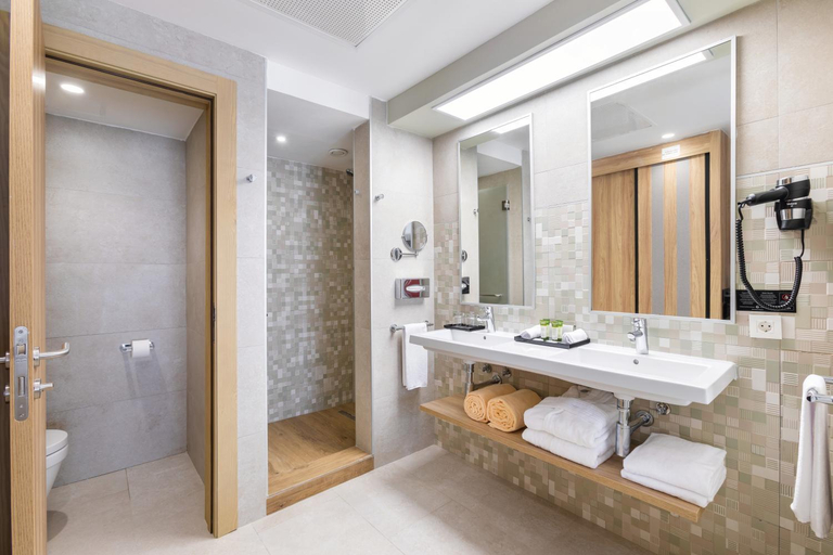Bathroom 5, Hotel Riu Karamboa - Adults Only - All Inclusive