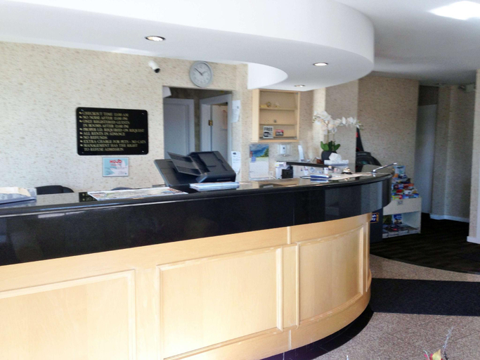 Public Area, Canadas Best Value Inn Calgary Chinook Station, Division No. 6