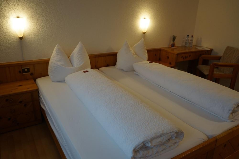Bedroom 2, Hotel Schiffahrt, Sarganserland