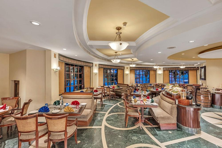 Food & Drinks 5, Club Mahindra Snow Peaks Manali, Kullu