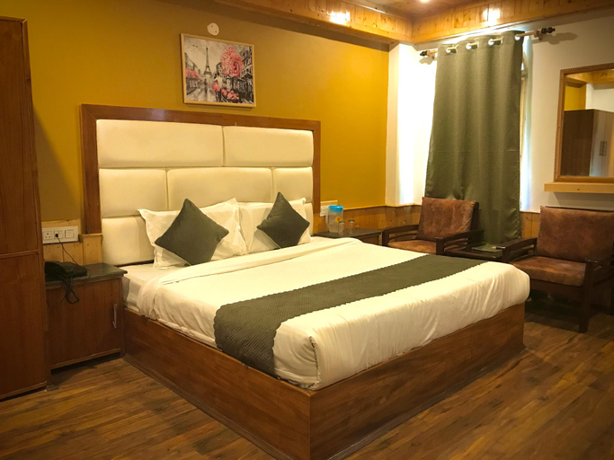 Bedroom, The Avenue Hotel , Manali ( River Side Hotel ), Kullu