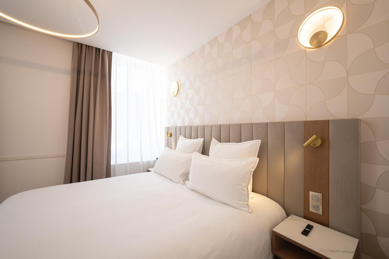 Bedroom 2, Hôtel Margaux, Marne