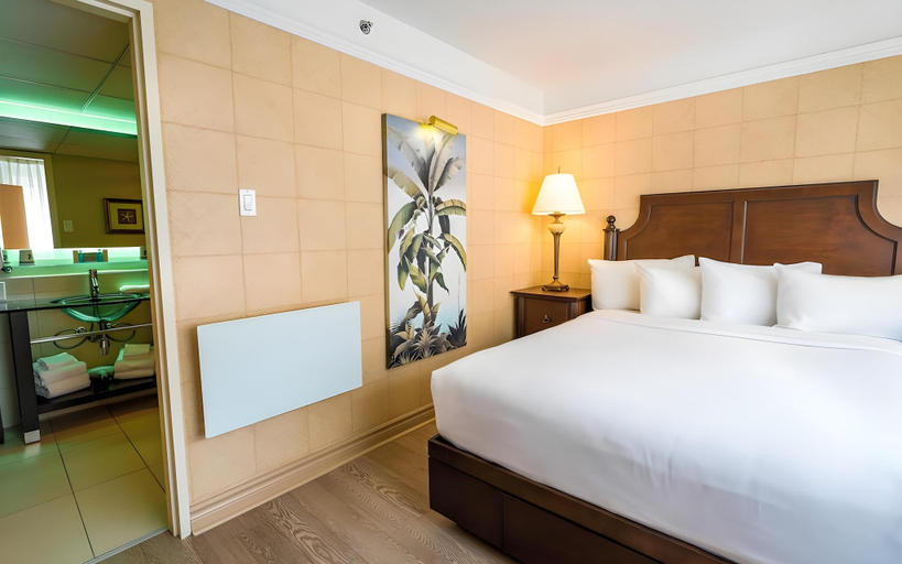 Bedroom 3, L'Hotel Quebec par JARO, Communauté-Urbaine-de-Québec
