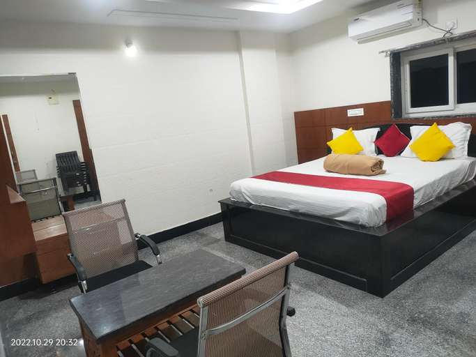 Others 2, Hotel New Maruthi Inn, LB Nagar, Ranga Reddy