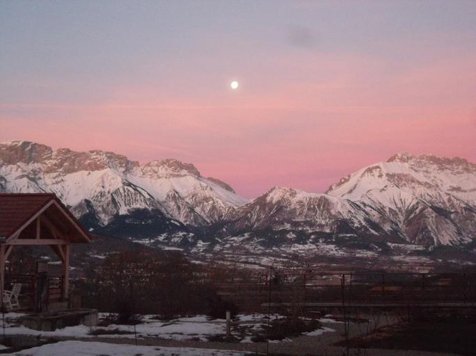 View, Comme un ecrin... Chambres et table d'hotes, Hautes-Alpes