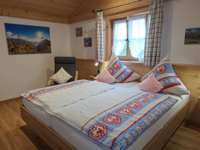 Bedroom, Bojernhof inkl. Chiemgaukarte, Traunstein