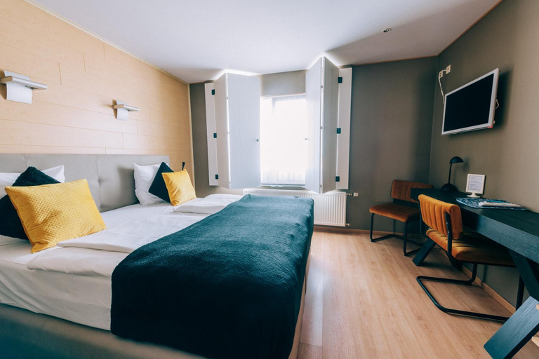 Bedroom 2, Hotel De Kalvaar, Oost-Vlaanderen