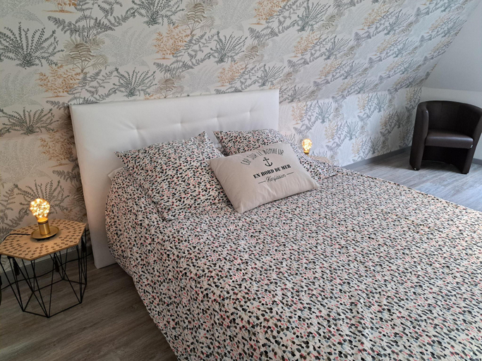 Bedroom 2, Holiday Home in Brittany with Sea View, Finistère