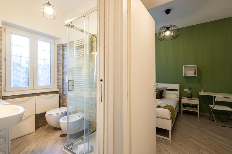 Others 4, Ottoboni Apartment, 4 persone, balcone, Wi-Fi, Stazione Tiburtina, Roma