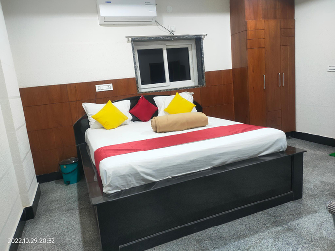 Others 3, Hotel New Maruthi Inn, LB Nagar, Ranga Reddy