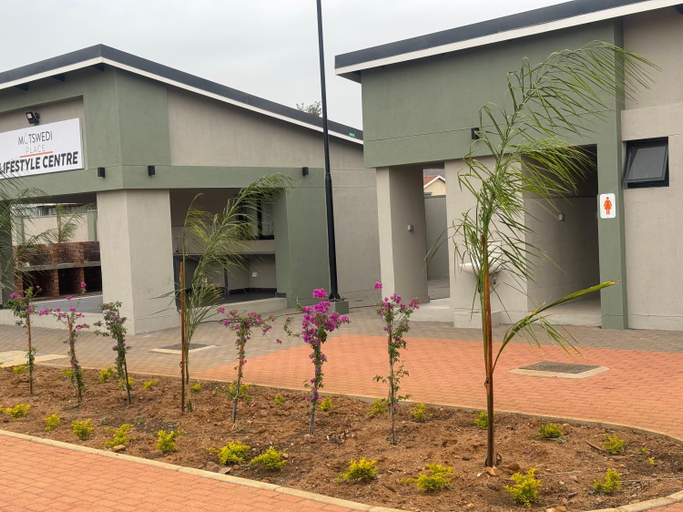 Others 3, Motswedi Place Apartment B1, Gaborone