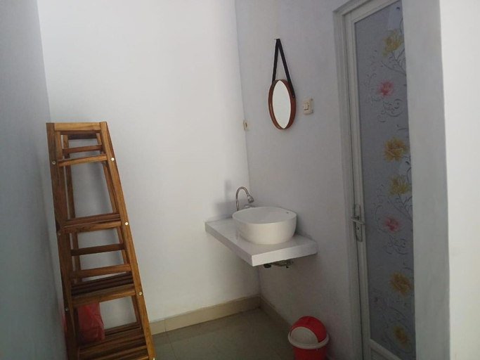 Others 5, Renata Cottages, Southeast Maluku