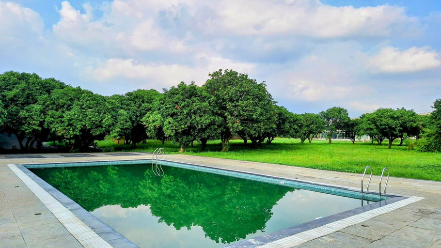 Sport & Beauty, Mango Retreat, Bhopal