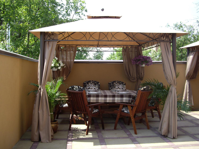 Others 3, Отель Корона, Dnipropetrovs'kyi