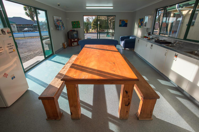Sport & Beauty, Coronation Park, Ashburton