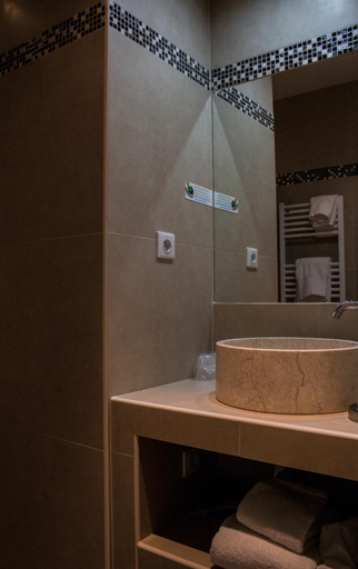 Bathroom 2, Hotel Le Mas Saint Joseph, Bouches-du-Rhône