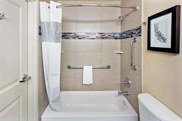 Bathroom 4, University Inn, Alameda