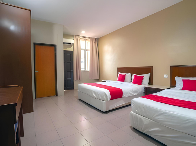 Bedroom 4, DE CLINIQUE HOTEL, Manjung