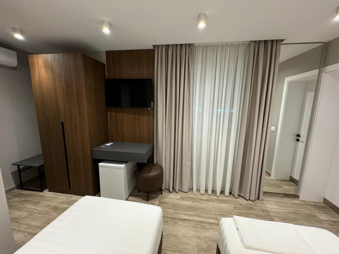 Bedroom, Side Airport Hotel, Krujës