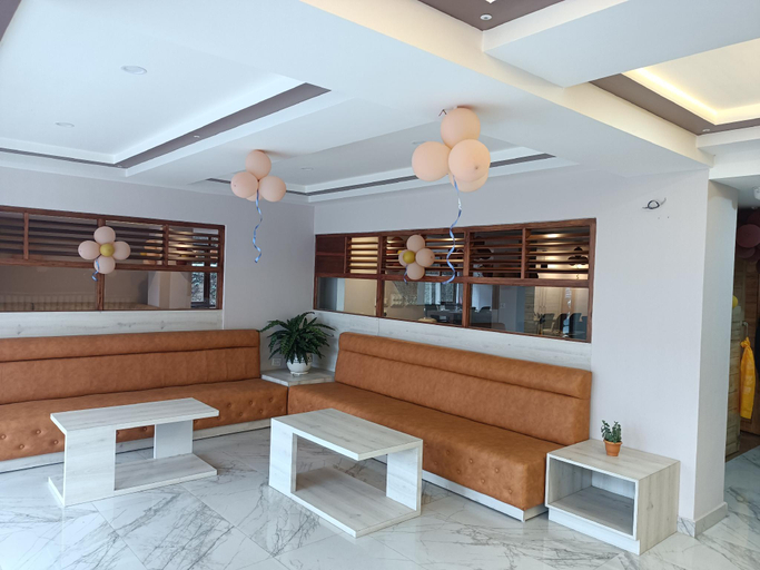 Public Area 2, Golden Peaks Hotel & Restaurant, Darjiling