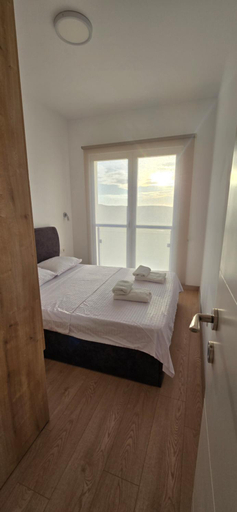 Bedroom 4, Adriatic Heights