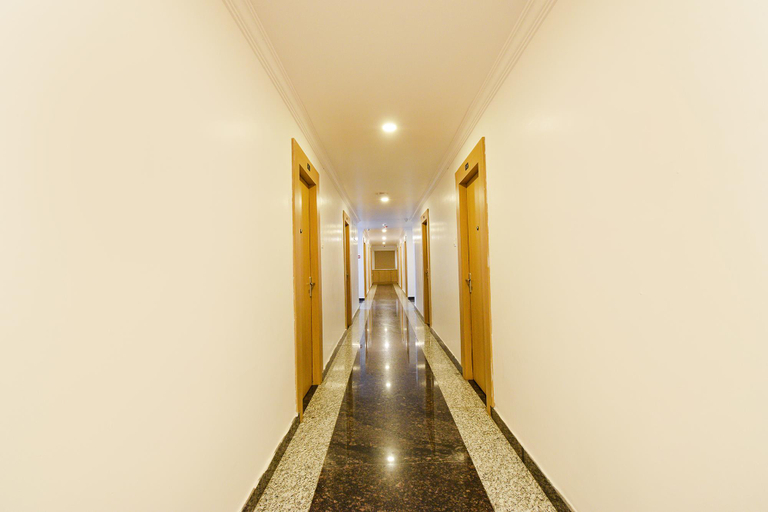 Public Area 2, Fabhotel Cinco Primera Nr LV Prasad, Banjara Hills, Ranga Reddy