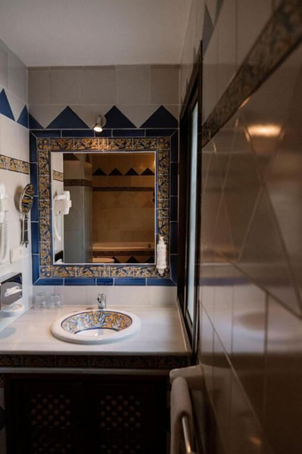 Bathroom 5, Hotel Castillo de Monda, Málaga