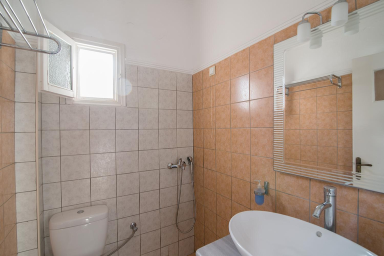 Bathroom 5, Kamari Blue Boutique Hotel, South Aegean