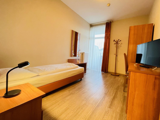 Bedroom 1, Hotel Cavallino s'Rossl, Bolzano