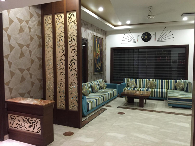 Public Area 2, Hotel Ratnawali - Pure Veg Hotel, Jaipur