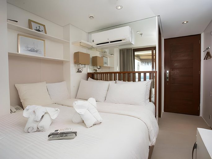 Bedroom 2, Signature Boracay Blue, Malay