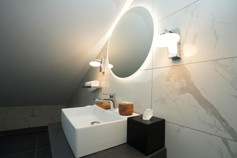 Bathroom 4, Hotel Palmenhof, Frankfurt am Main