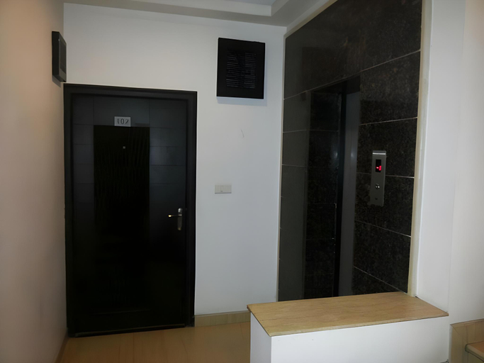 Others 3, Hotel S-57, Jaipur