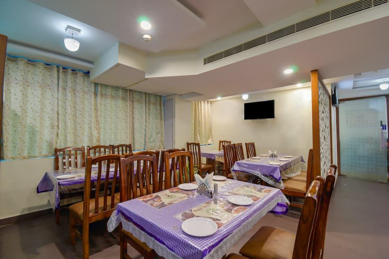 Food & Drinks 4, HOTEL RAINTR33, Hyderabad