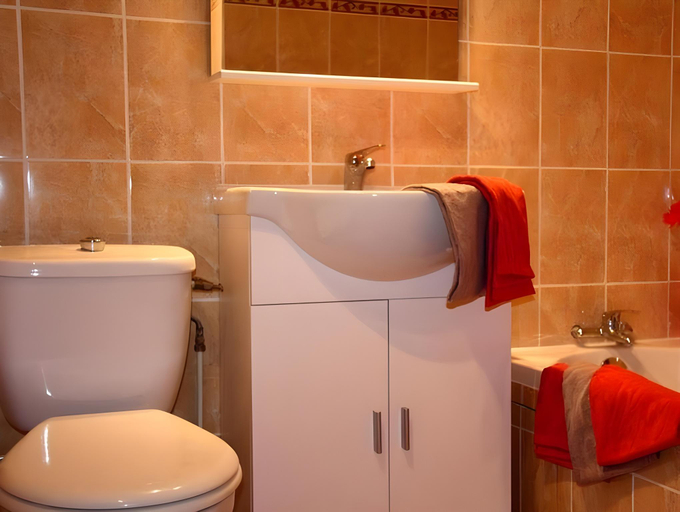 Bathroom 3, Les jardins du Patriarche Hotel, Hérault