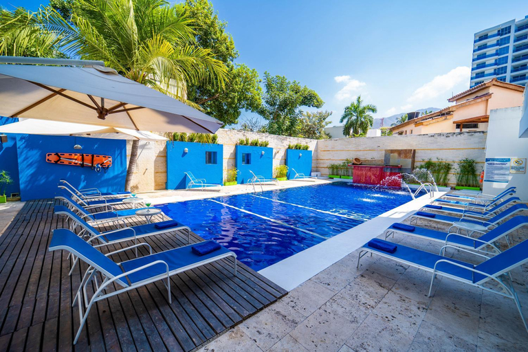 Sport & Beauty 2, Hotel Santorini Resort, Santa Marta (Dist. Esp.)
